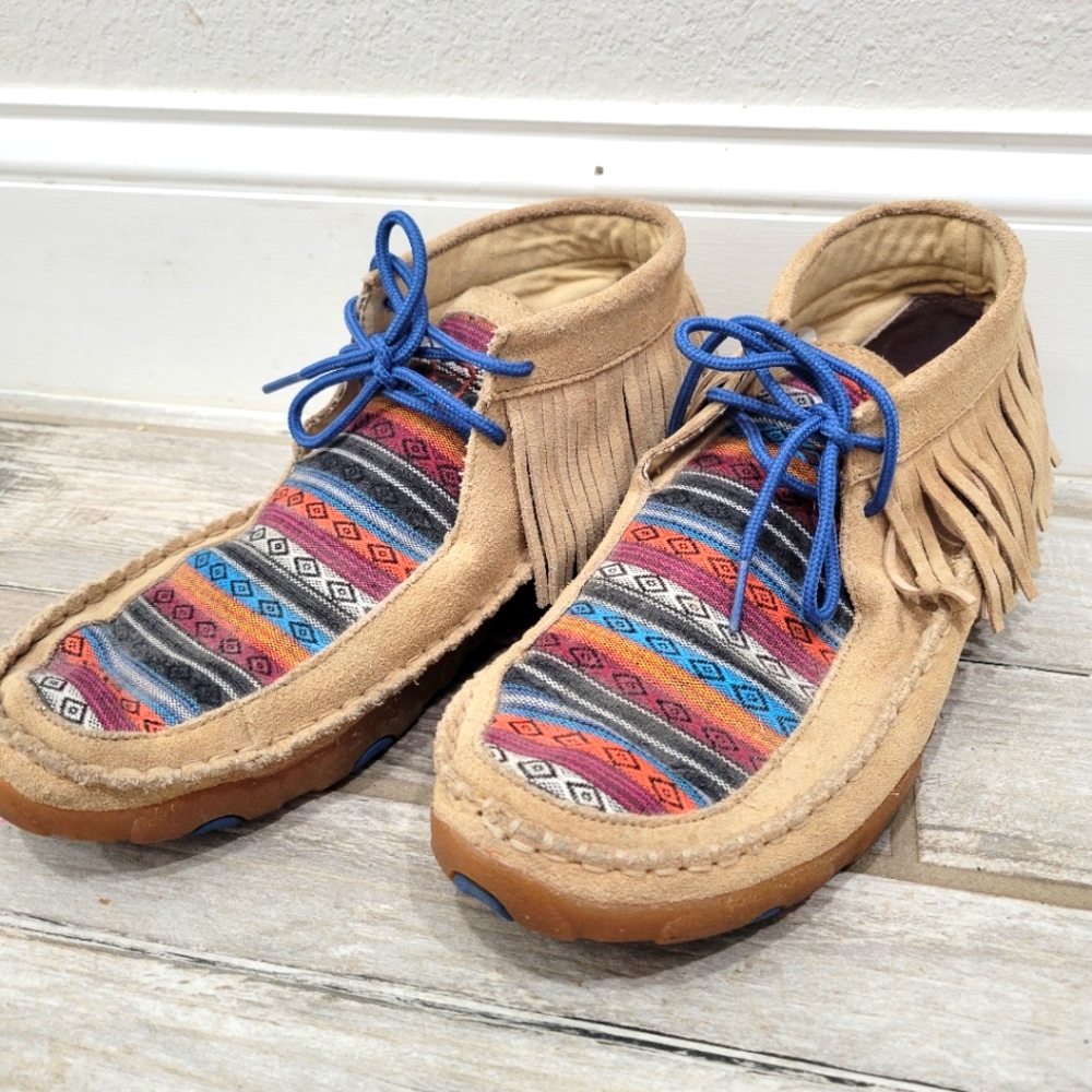 LIKE NEW Twisted X Fringe Moccasins